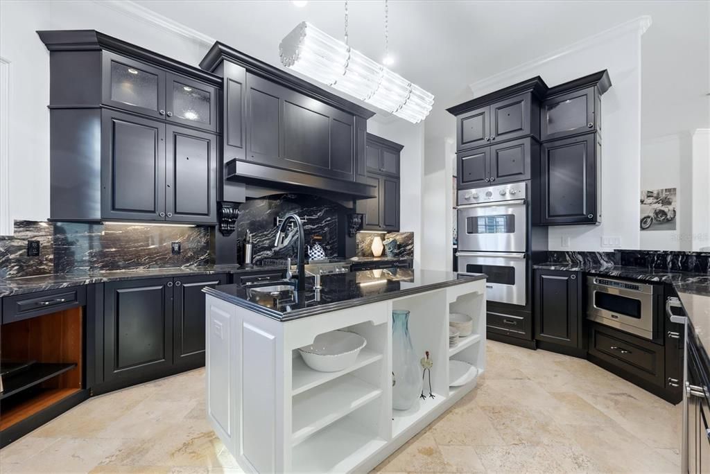 En Venta: $2,249,000 (4 camas, 4 baños, 3364 Pies cuadrados)