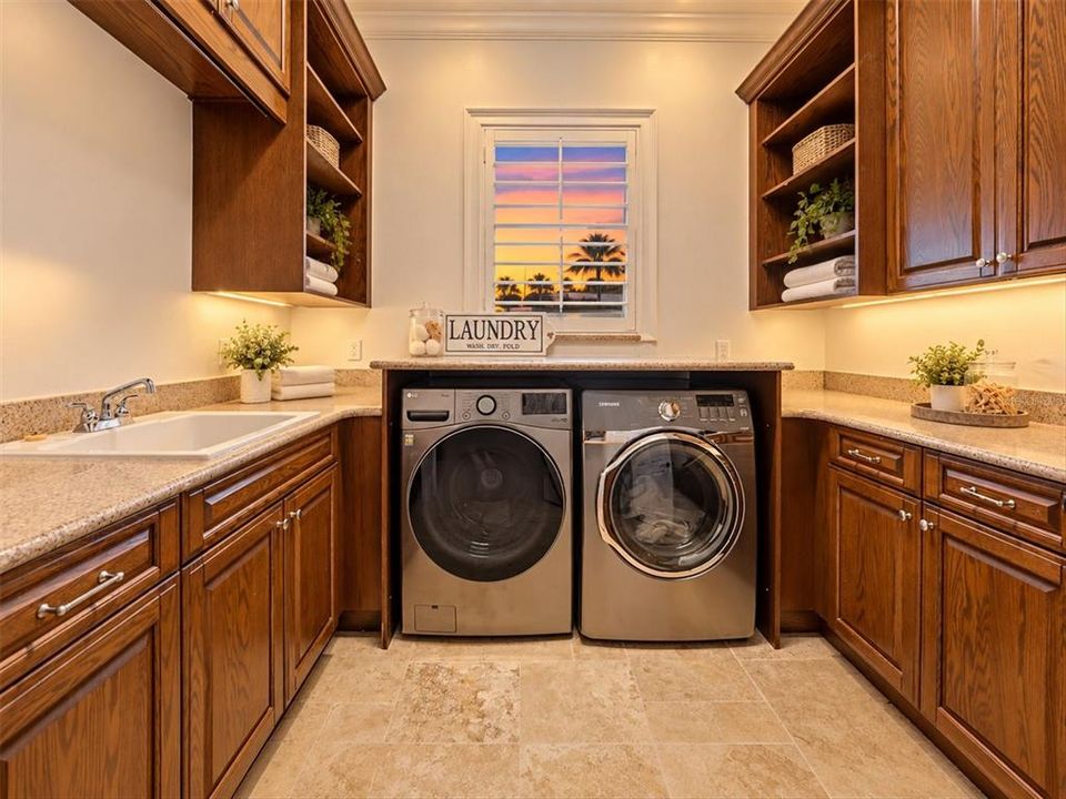 En Venta: $2,249,000 (4 camas, 4 baños, 3364 Pies cuadrados)