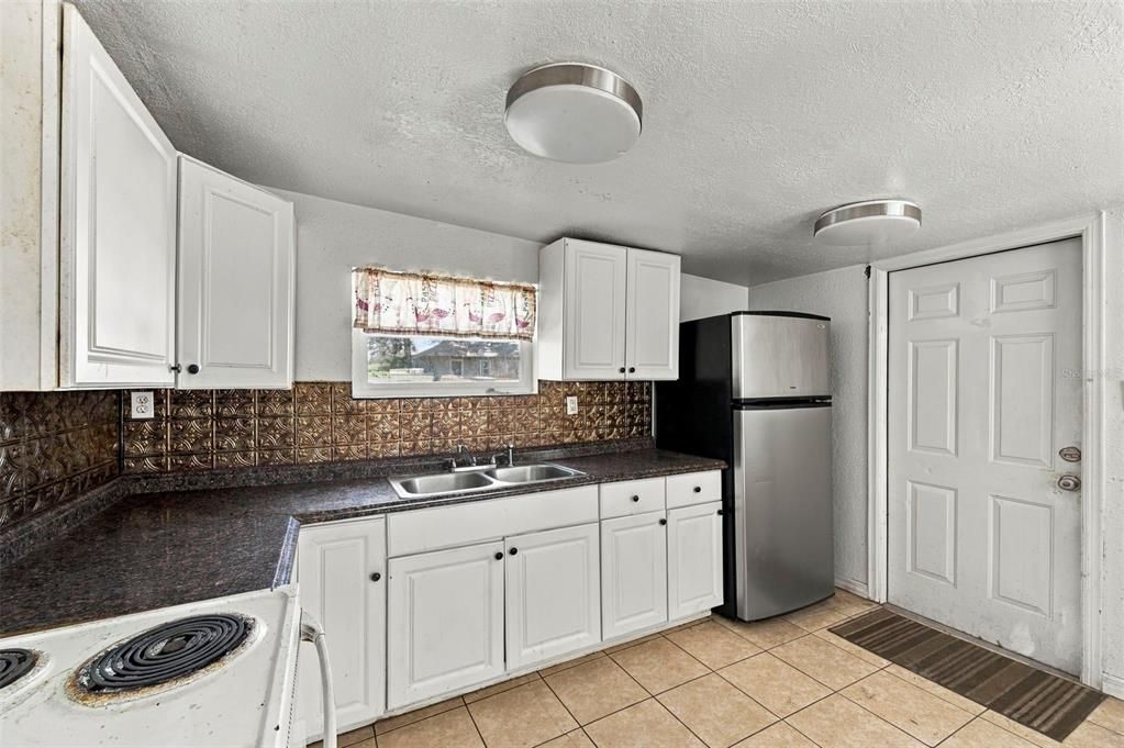 En Venta: $275,000 (4 camas, 0 baños, 1248 Pies cuadrados)