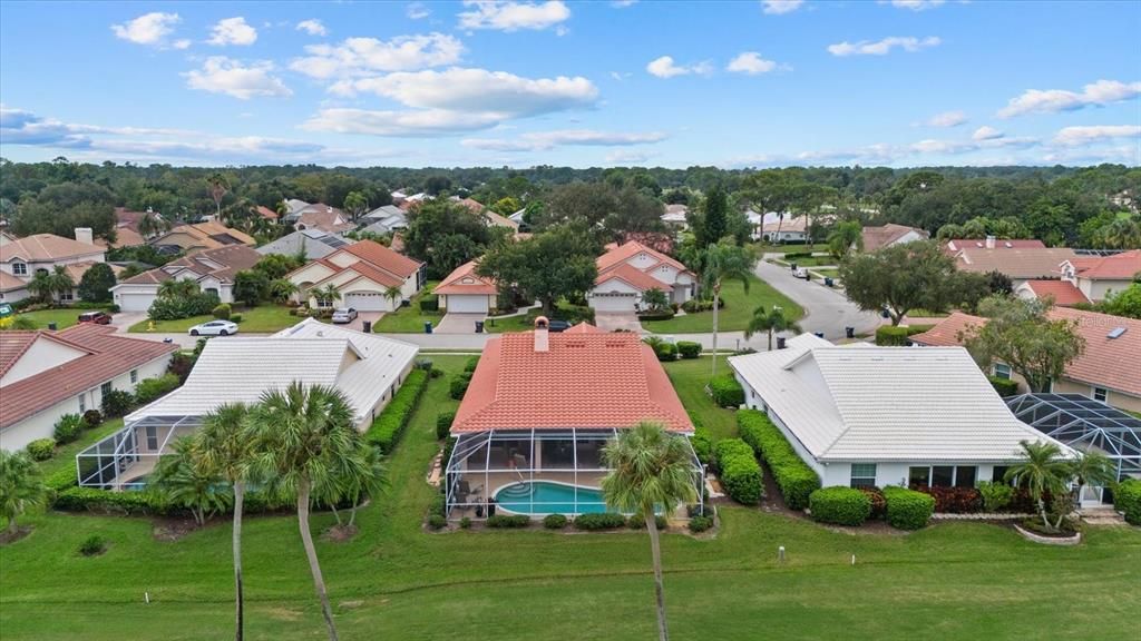 Activo con contrato: $549,900 (3 camas, 2 baños, 2003 Pies cuadrados)