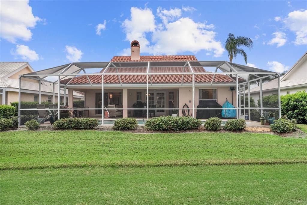 Activo con contrato: $549,900 (3 camas, 2 baños, 2003 Pies cuadrados)
