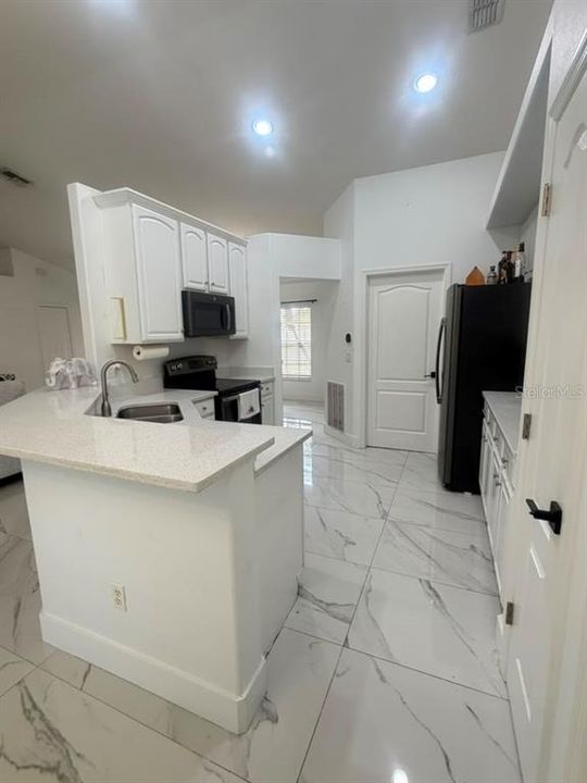 В аренду: $2,990 (3 спален, 2 ванн, 1686 Квадратных фут)