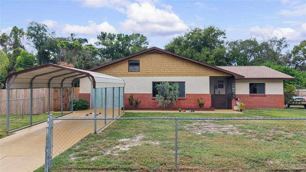 For Sale: $219,900 (3 beds, 1 baths, 1642 Square Feet)