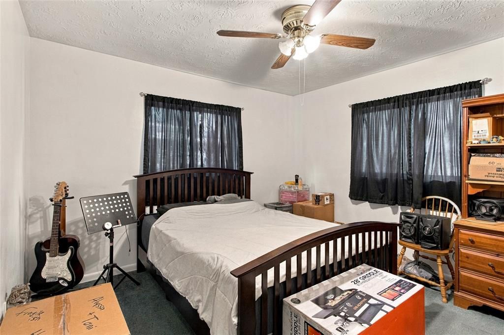 For Sale: $219,900 (3 beds, 1 baths, 1642 Square Feet)