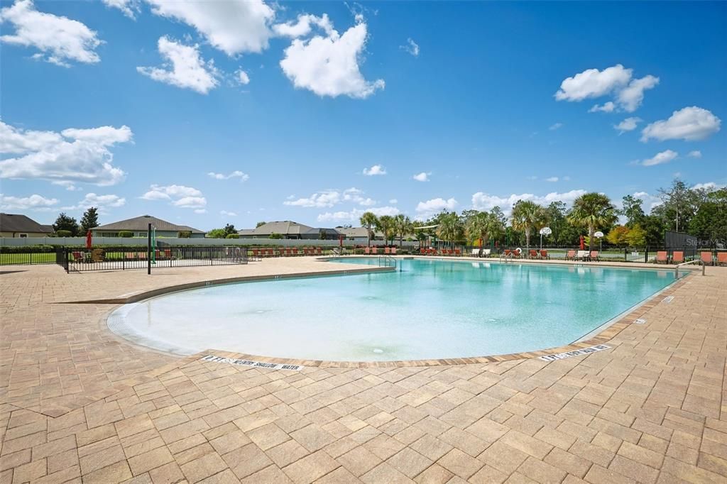 For Sale: $474,999 (4 beds, 2 baths, 2890 Square Feet)