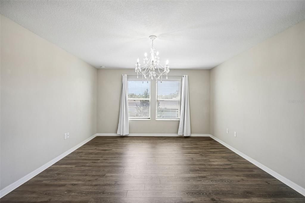 For Sale: $474,999 (4 beds, 2 baths, 2890 Square Feet)