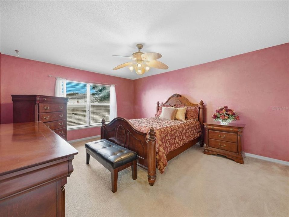 : $369,900 (4 спален, 2 ванн, 2836 Квадратных фут)