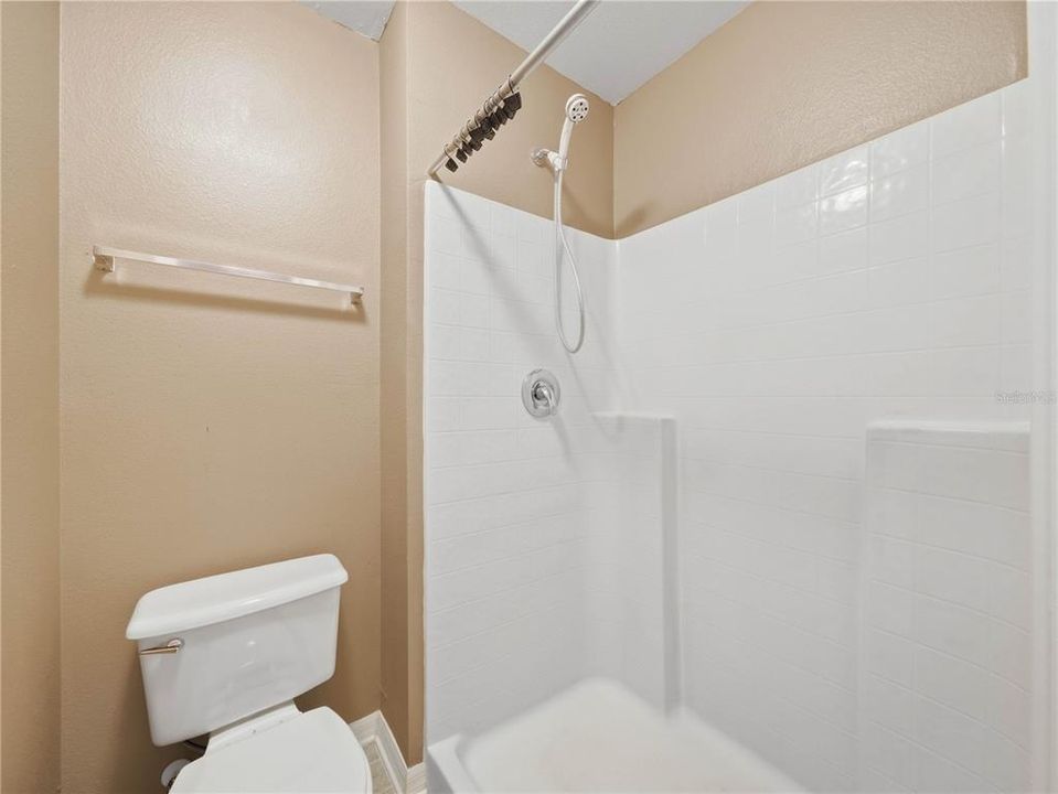 : $369,900 (4 спален, 2 ванн, 2836 Квадратных фут)