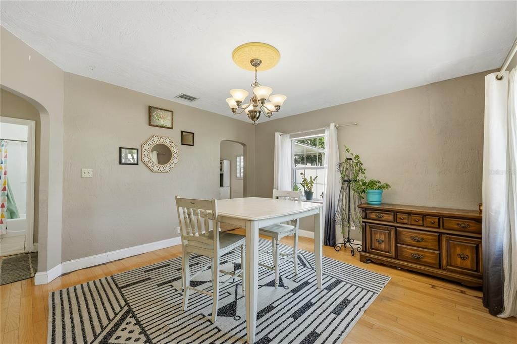 En Venta: $475,000 (3 camas, 2 baños, 1528 Pies cuadrados)