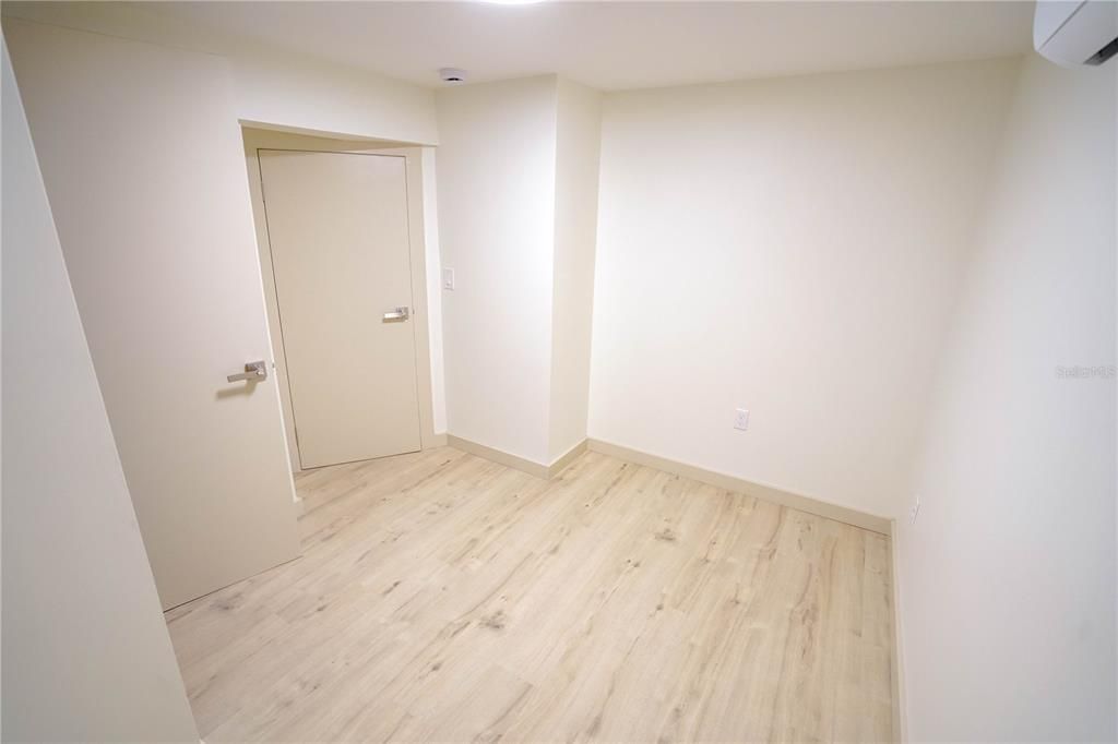 For Rent: $1,700 (2 beds, 1 baths, 600 Square Feet)