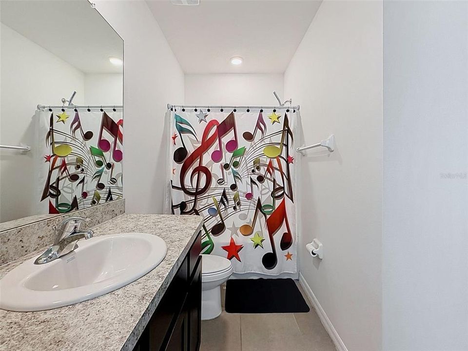 For Sale: $340,000 (3 beds, 2 baths, 1758 Square Feet)