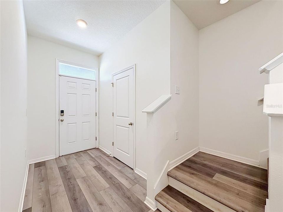 For Sale: $340,000 (3 beds, 2 baths, 1758 Square Feet)