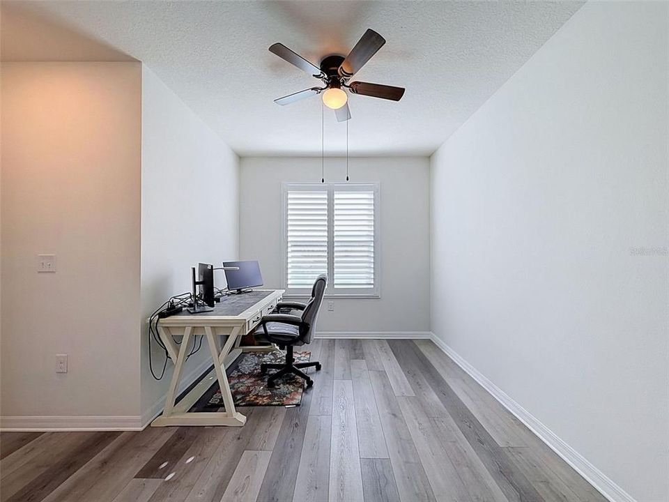For Sale: $340,000 (3 beds, 2 baths, 1758 Square Feet)
