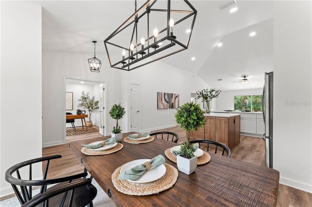 For Sale: $415,000 (4 beds, 2 baths, 1811 Square Feet)