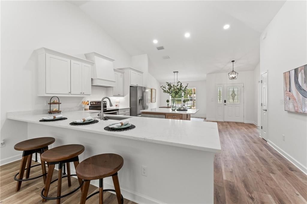 For Sale: $415,000 (4 beds, 2 baths, 1811 Square Feet)
