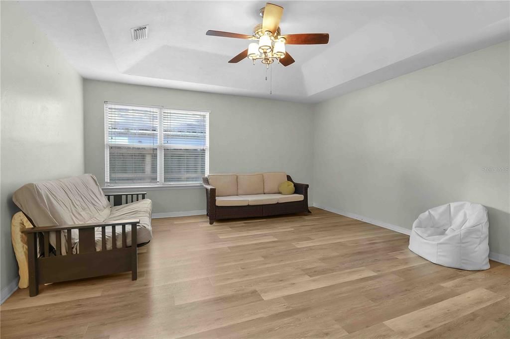 For Rent: $2,200 (2 beds, 2 baths, 1154 Square Feet)
