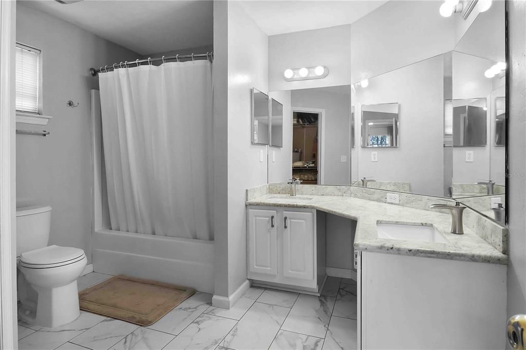 For Rent: $2,200 (2 beds, 2 baths, 1154 Square Feet)