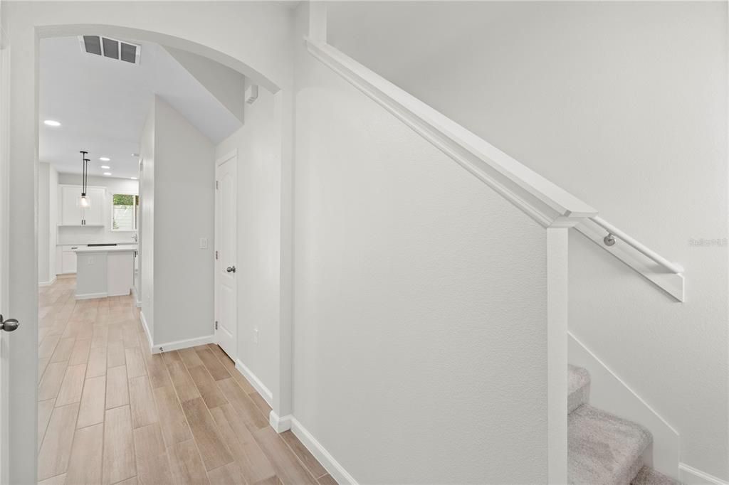 En Venta: $388,000 (3 camas, 2 baños, 1666 Pies cuadrados)