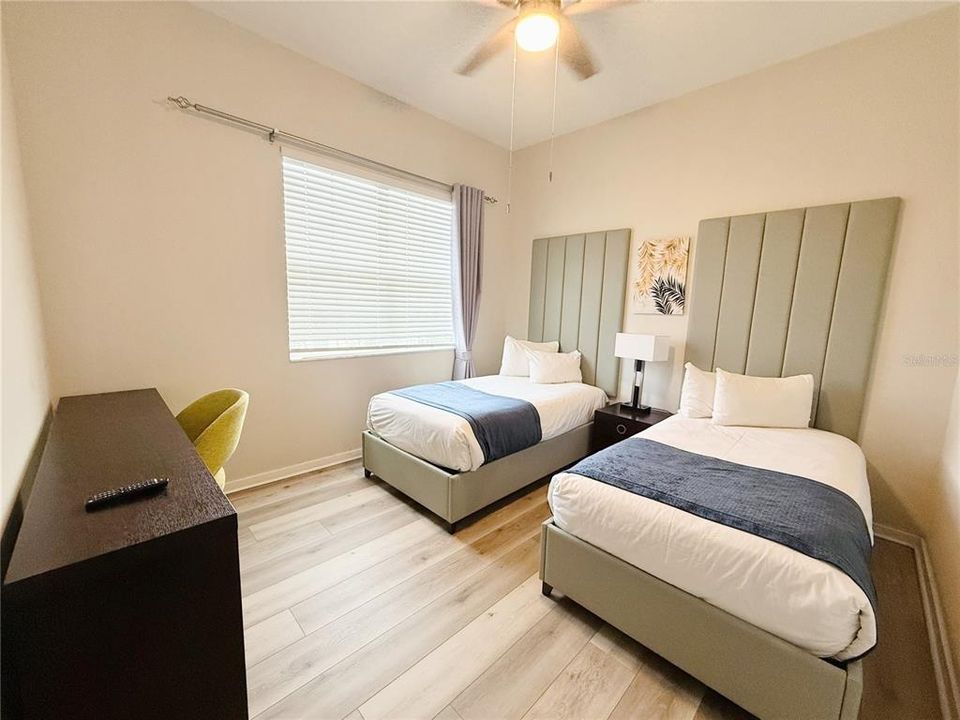 For Sale: $545,000 (3 beds, 2 baths, 1145 Square Feet)