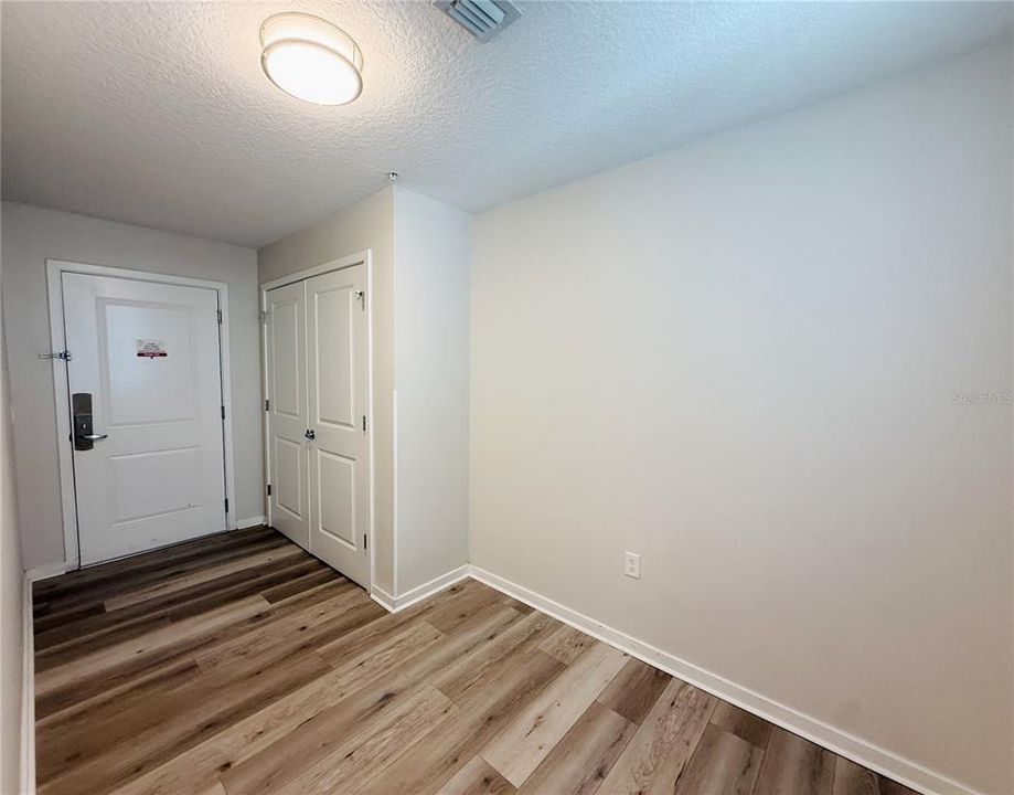 For Sale: $545,000 (3 beds, 2 baths, 1145 Square Feet)