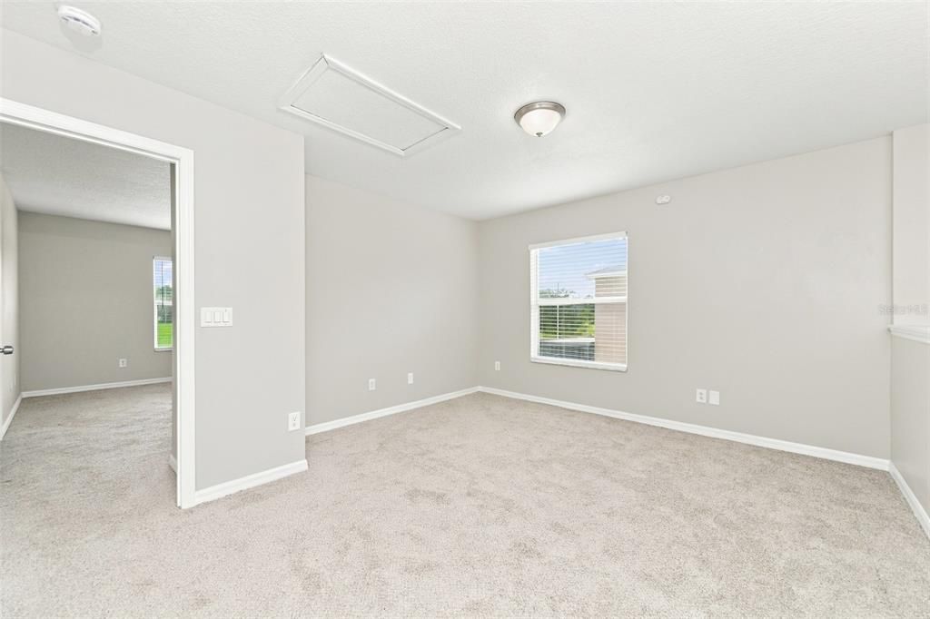 For Sale: $429,900 (3 beds, 2 baths, 1698 Square Feet)