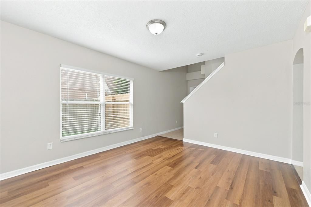For Sale: $429,900 (3 beds, 2 baths, 1698 Square Feet)