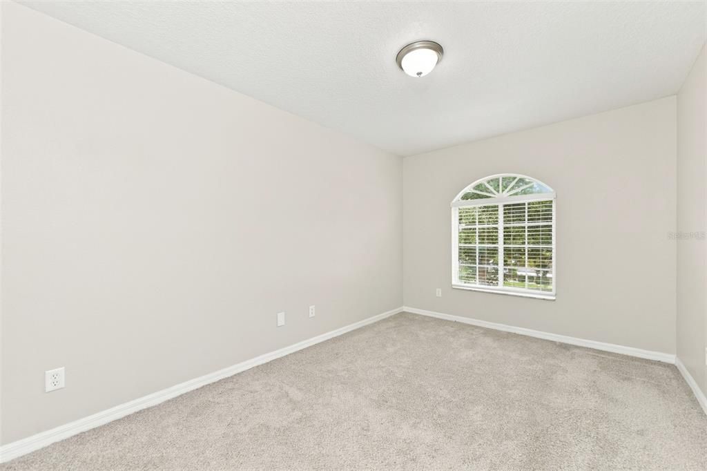 For Sale: $429,900 (3 beds, 2 baths, 1698 Square Feet)