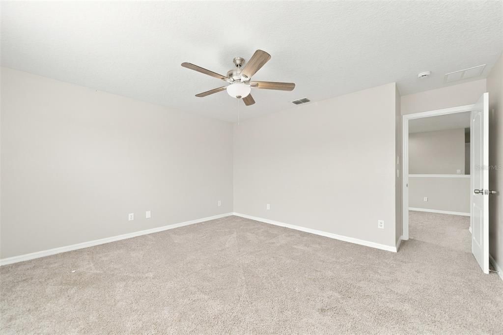 For Sale: $429,900 (3 beds, 2 baths, 1698 Square Feet)
