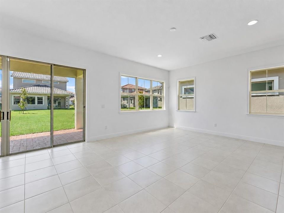 For Rent: $3,450 (3 beds, 3 baths, 2175 Square Feet)