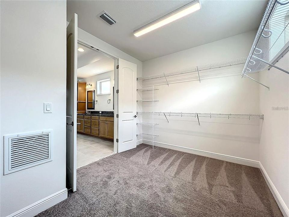For Rent: $3,450 (3 beds, 3 baths, 2175 Square Feet)