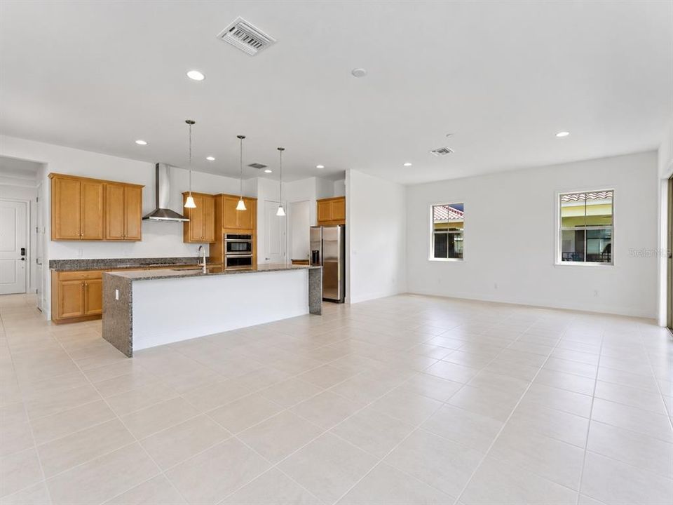For Rent: $3,450 (3 beds, 3 baths, 2175 Square Feet)