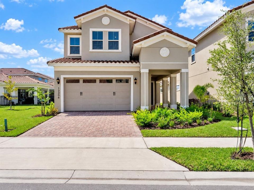 For Rent: $3,450 (3 beds, 3 baths, 2175 Square Feet)