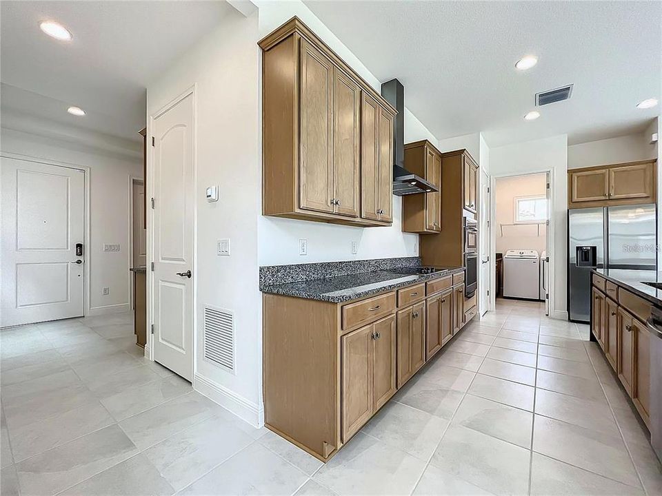 For Rent: $3,450 (3 beds, 3 baths, 2175 Square Feet)