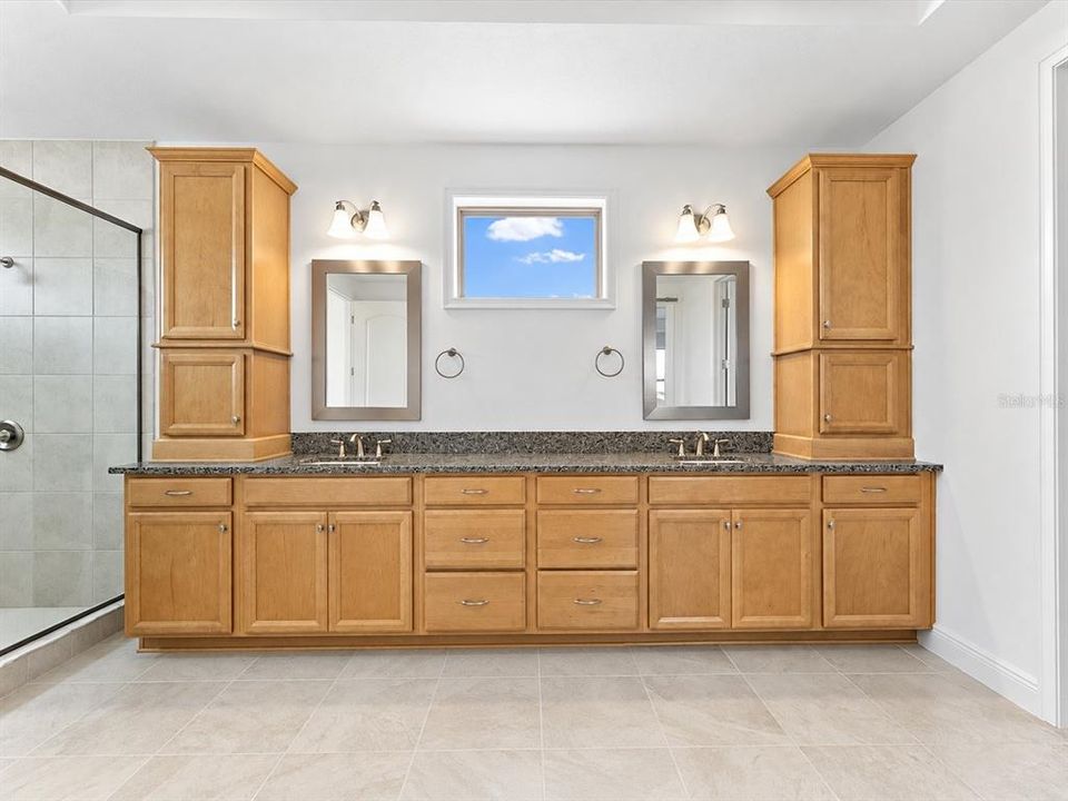 For Rent: $3,450 (3 beds, 3 baths, 2175 Square Feet)