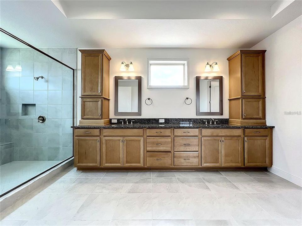 For Rent: $3,450 (3 beds, 3 baths, 2175 Square Feet)