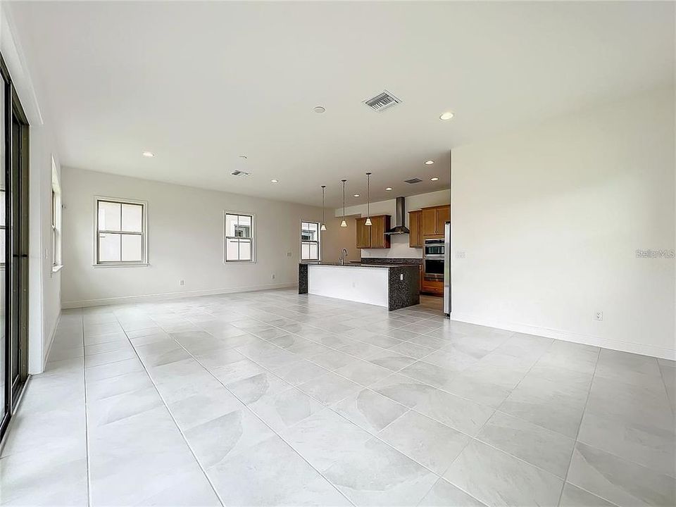 For Rent: $3,450 (3 beds, 3 baths, 2175 Square Feet)