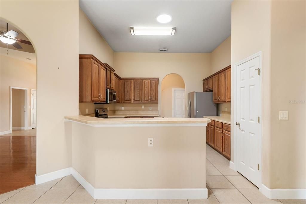 En Venta: $329,900 (3 camas, 2 baños, 2040 Pies cuadrados)