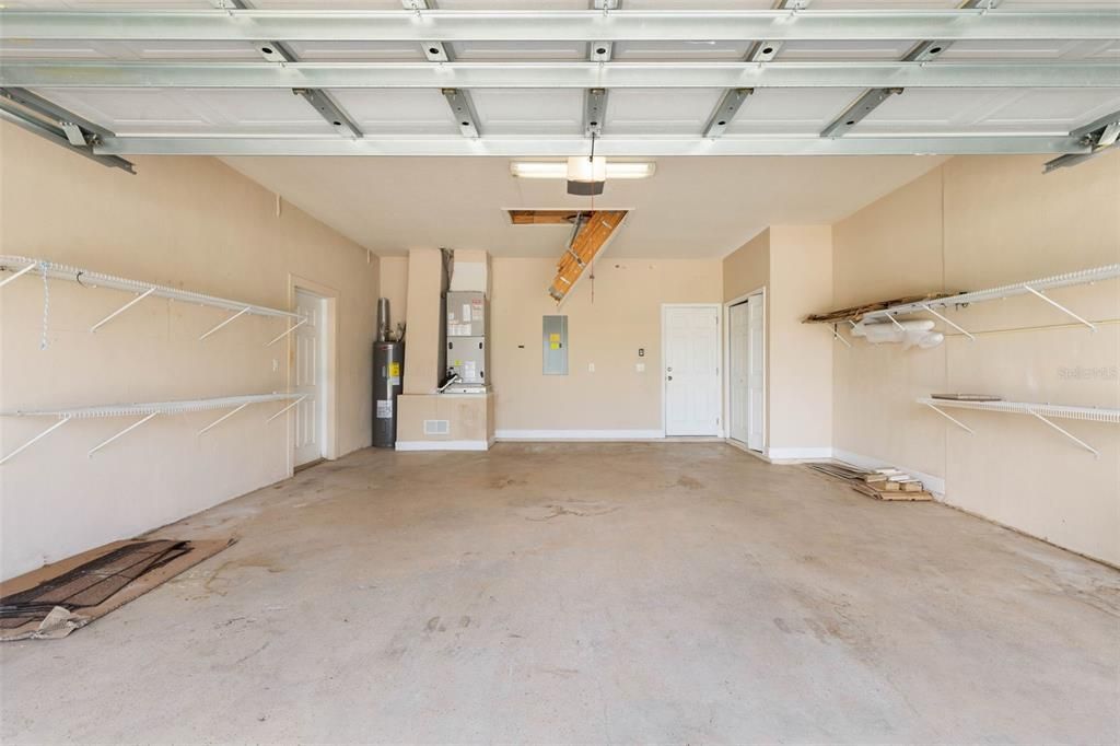 En Venta: $329,900 (3 camas, 2 baños, 2040 Pies cuadrados)