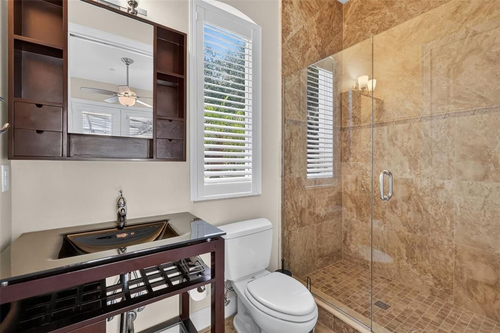 En Venta: $979,000 (4 camas, 3 baños, 3202 Pies cuadrados)