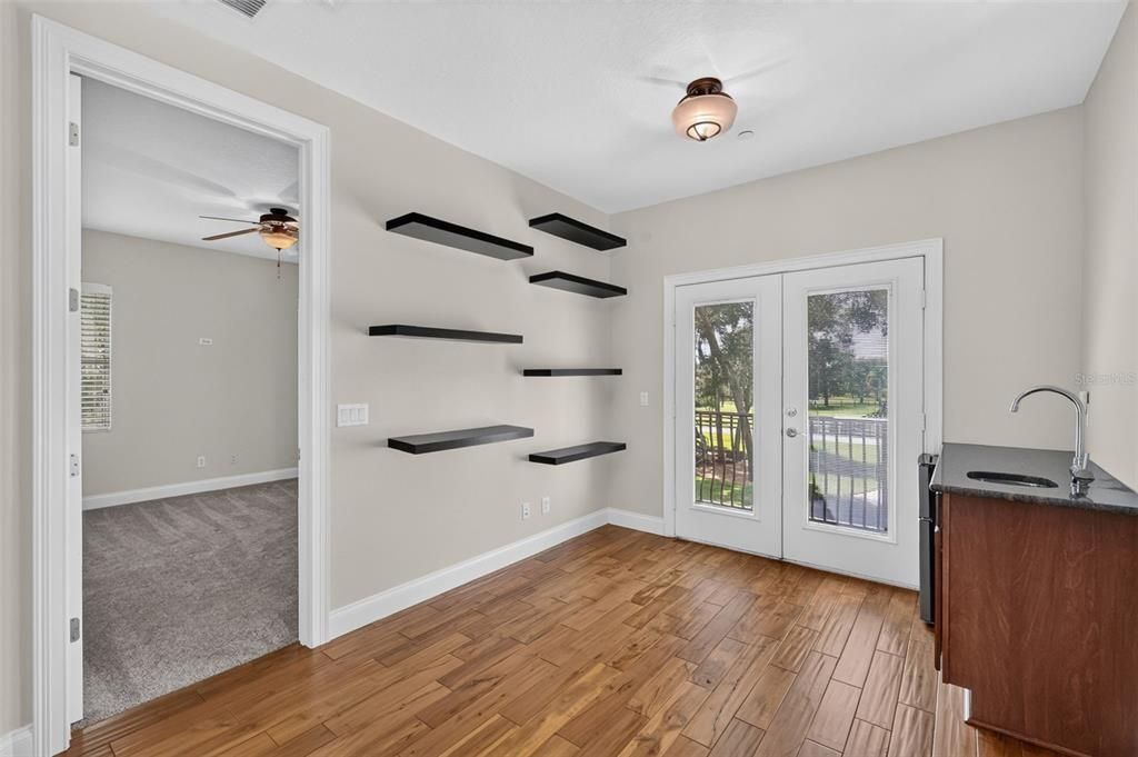 En Venta: $979,000 (4 camas, 3 baños, 3202 Pies cuadrados)
