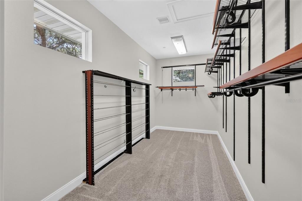 En Venta: $979,000 (4 camas, 3 baños, 3202 Pies cuadrados)