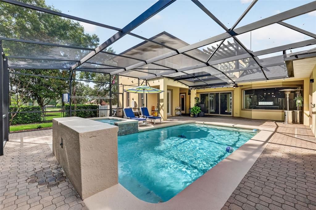 En Venta: $979,000 (4 camas, 3 baños, 3202 Pies cuadrados)