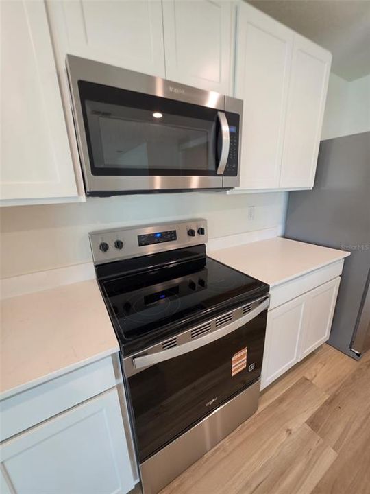 For Rent: $2,000 (3 beds, 2 baths, 1672 Square Feet)