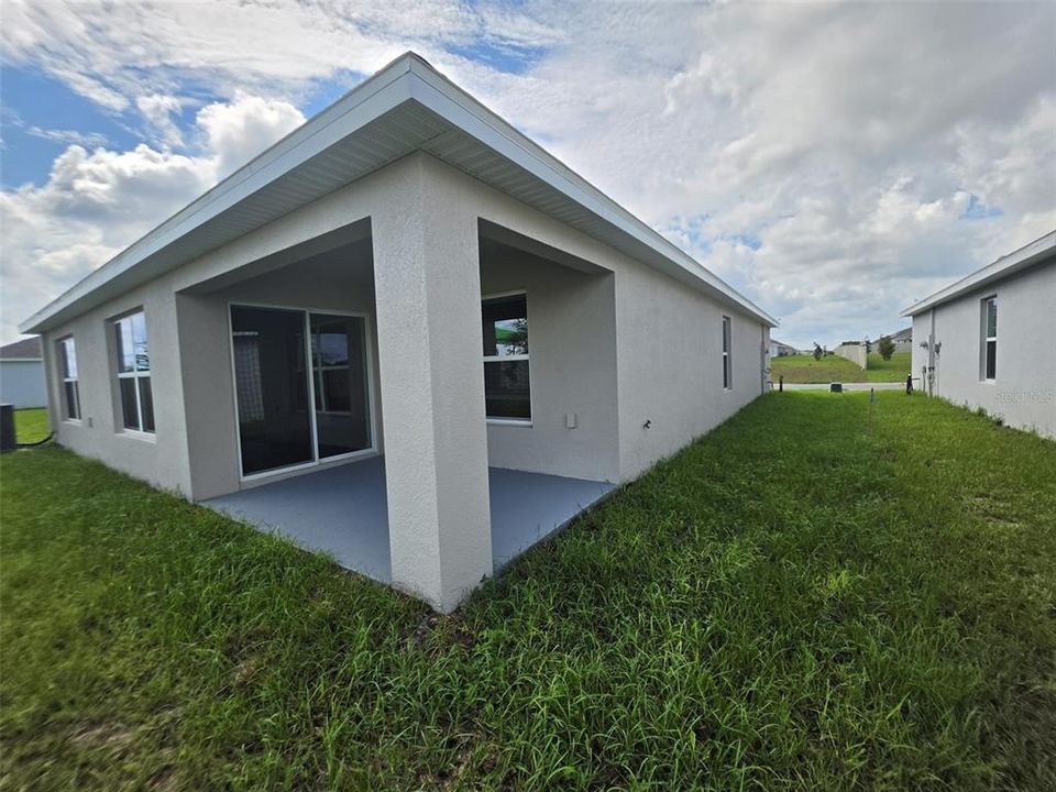 For Rent: $2,000 (3 beds, 2 baths, 1672 Square Feet)