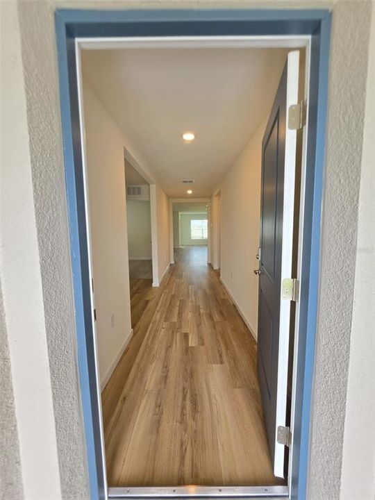 For Rent: $2,000 (3 beds, 2 baths, 1672 Square Feet)