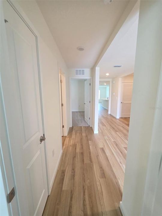 For Rent: $2,000 (3 beds, 2 baths, 1672 Square Feet)