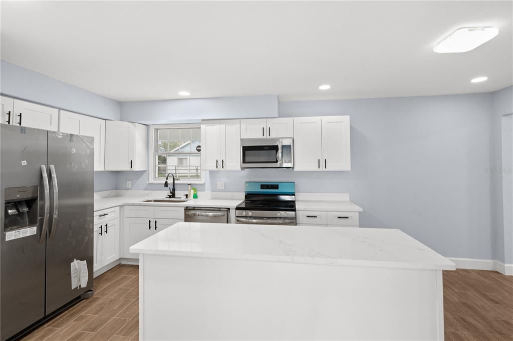 For Sale: $625,000 (5 beds, 3 baths, 2338 Square Feet)