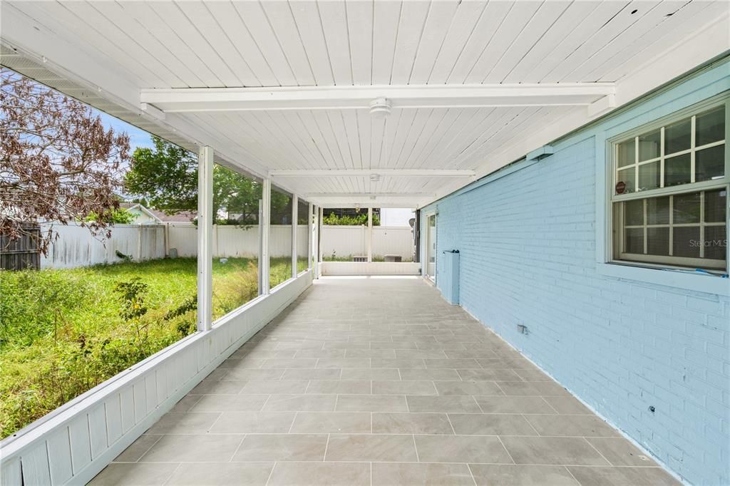 For Sale: $625,000 (5 beds, 3 baths, 2338 Square Feet)