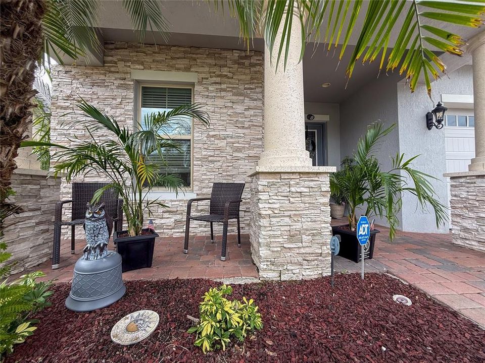 For Sale: $564,900 (4 beds, 3 baths, 2267 Square Feet)