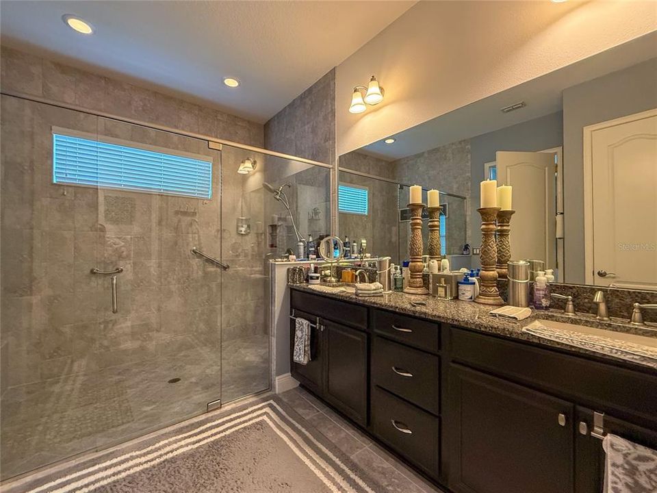 For Sale: $564,900 (4 beds, 3 baths, 2267 Square Feet)